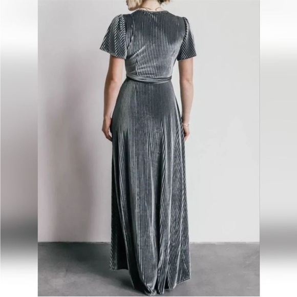 Baltic Born Andi Ribbed Gray Velvet True Wrap Maxi Dress Women’s Size XL - Picture 2 of 2
